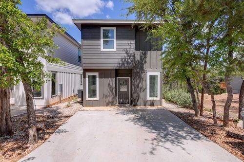 340 Shady Bluff Dr, Wimberley, TX, 78676-2221 | Card Image