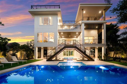 242 Lakeview Dr, ANNA MARIA, FL, 34216 | Card Image