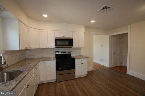 apt-2-35 East Avenue, WOODSTOWN, NJ, 08098 | Card Image