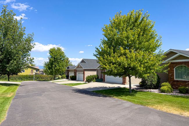 221 Commons Way, Townhouse with 3 bedrooms, 3 bathrooms and null parking in Kalispell MT | Image 10
