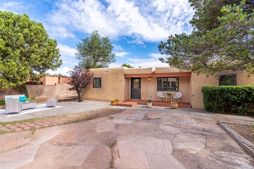 2574 Avenida De Isidro, Santa Fe, NM, 87505 | Card Image