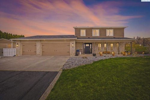 504 S Jurupa St, Kennewick, WA, 99338-9391 | Card Image