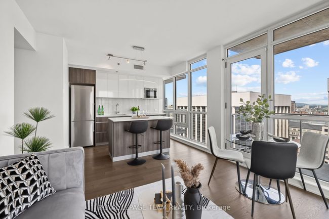 2017 - 199 Slater St, Condo with 1 bedrooms, 1 bathrooms and null parking in Ottawa ON | Image 4