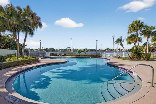 3386 Treasure Ln, Margate, FL, 33063-8333 | Card Image