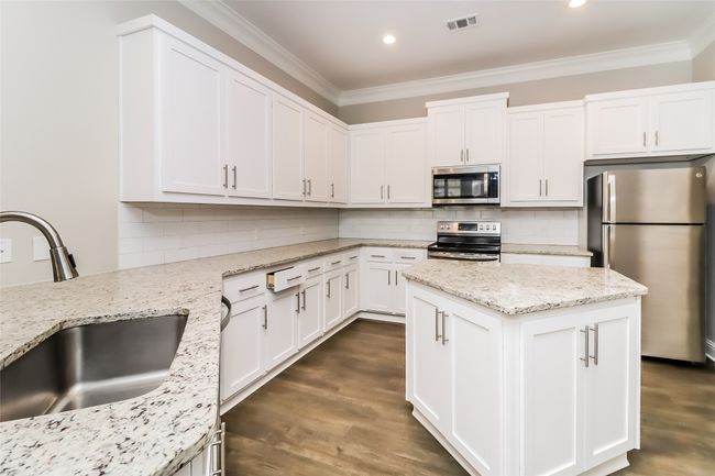 STE-304 - 8831 Creek Run Rd, House other with 2 bedrooms, 2 bathrooms and null parking in Fort Worth TX | Image 7