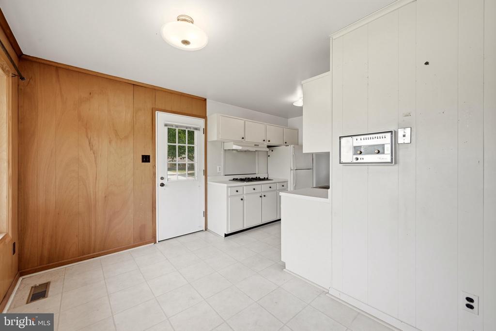 Residential in SPRINGFIELD 5