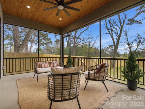 431 W Peterson Dr, Charlotte, NC, 28217-1756 | Card Image