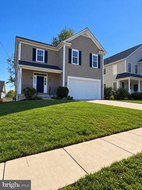 10009 Dickens Ave, BETHESDA, MD, 20814-2107 | Card Image