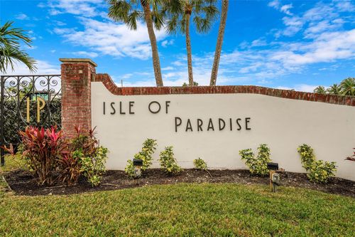 302-450 Paradise Isle Blvd, Hallandale Beach, FL, 33009 | Card Image