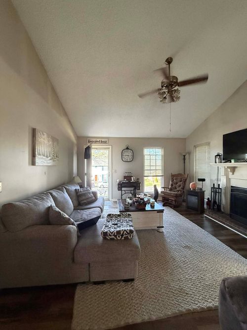 356 Cedarcliff Rd, Antioch, TN, 37013 | Card Image
