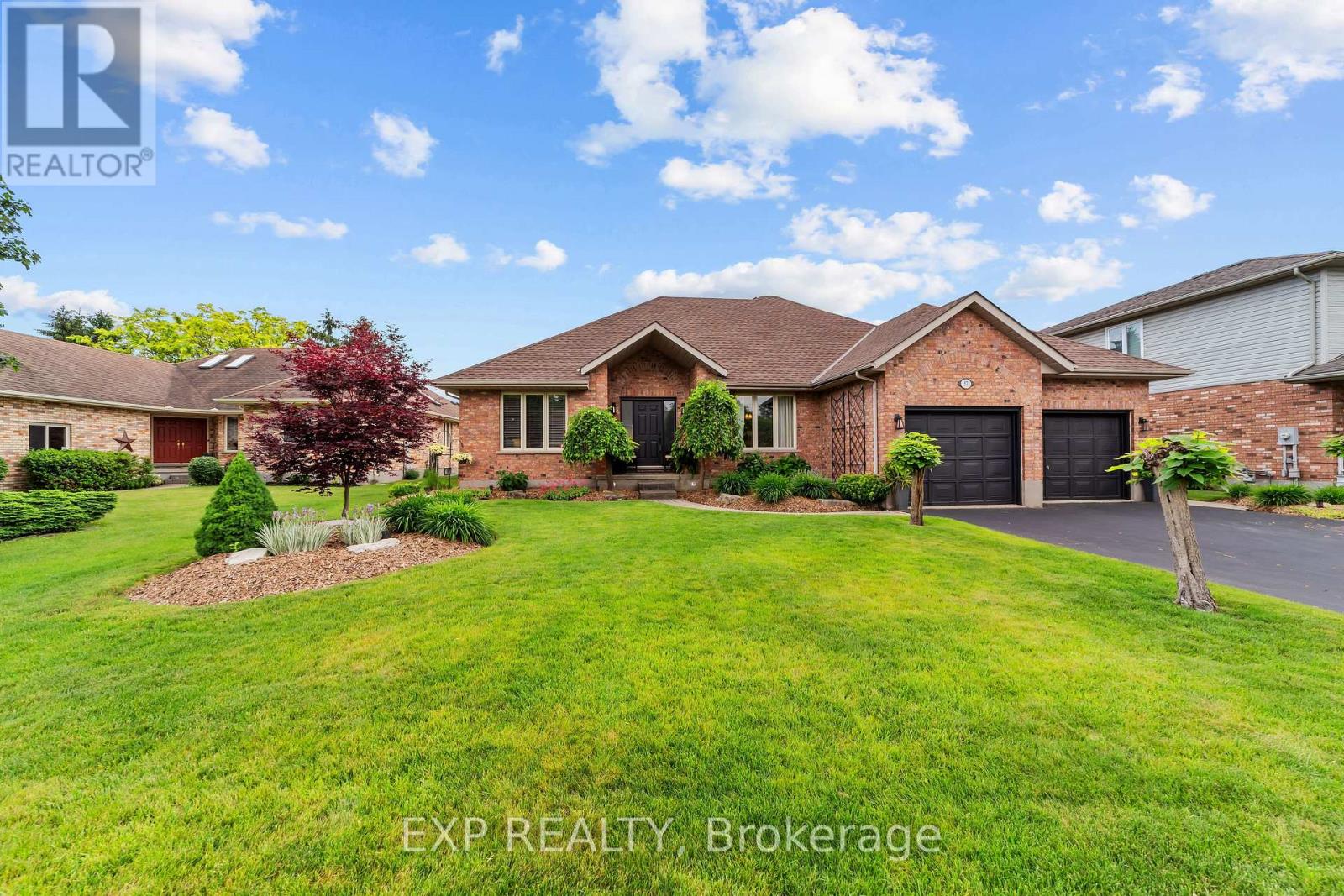Residential in Thames Centre (Dorchester)