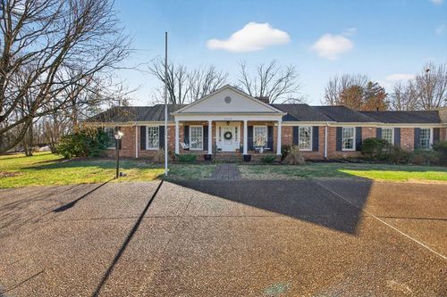 1033 Robin Ln, Cookeville, TN, 38501-2913 | Card Image