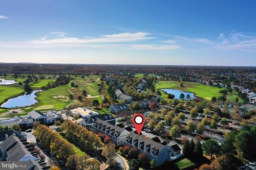 8 Village Green Dr, OCEAN VIEW, DE, 19970-3200 | Card Image