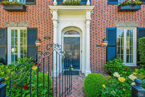 853 D Street, Petaluma, CA, 94952 | Card Image