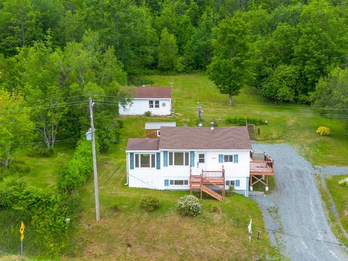 11 Bog Rd, Hantsport, NS, B0P1P0 | Card Image