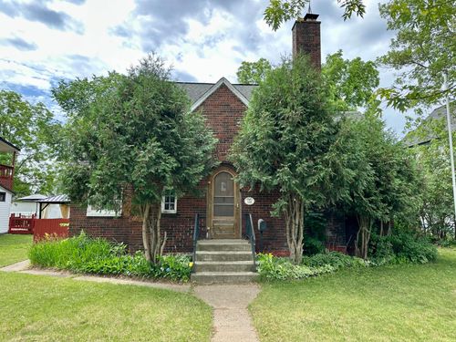 116 E Somo Ave, Tomahawk, WI, 54487-1460 | Card Image