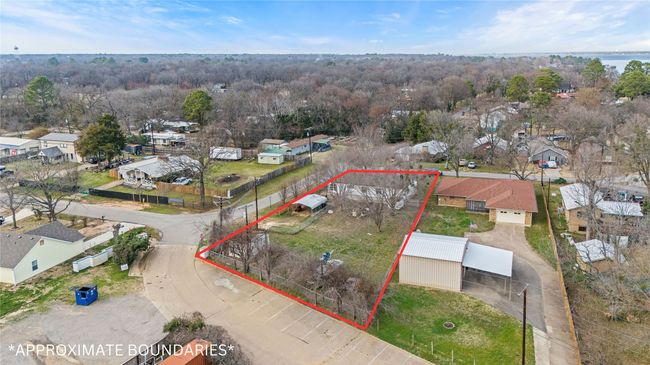 2001 Island Cir, House other with 4 bedrooms, 2 bathrooms and null parking in Tool TX | Image 29