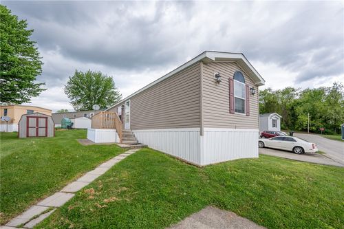 7 Theta Dr, Hempfield Twp, PA, 15601 | Card Image