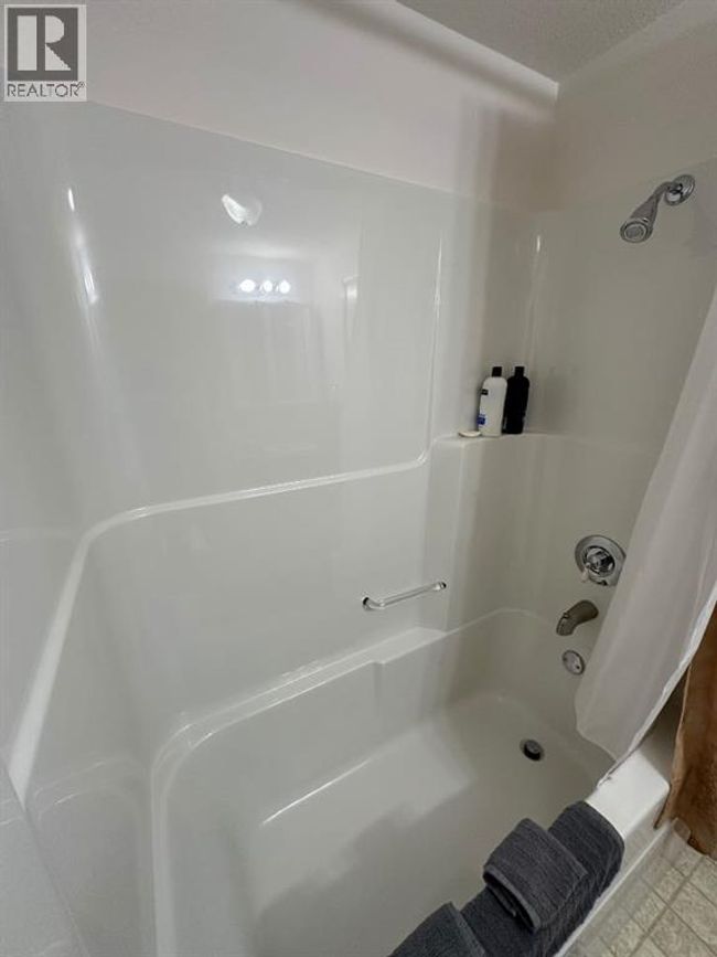 25054 Pine Lake Rd S, House other with 2 bedrooms, 1 bathrooms and 1 parking in Red Deer County AB | Image 13