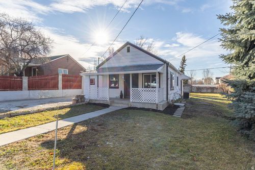 384 E 300 S, Pleasant Grove, UT, 84062-2741 | Card Image