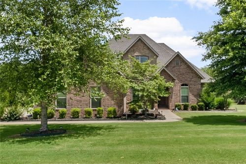 4470 Thoroughbred Trl, Springdale, AR, 72764-6742 | Card Image
