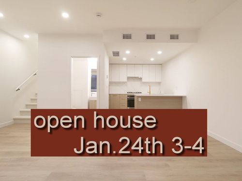 112-390 Guilby St, Coquitlam, BC, V3K0J8 | Card Image