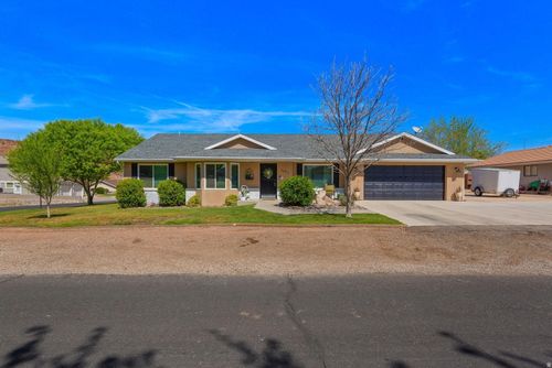 1021 Elm St, St. George, UT, 84790-8402 | Card Image