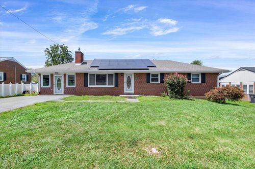 1102 Maiden Ln, Bedford, VA, 24523-2509 | Card Image