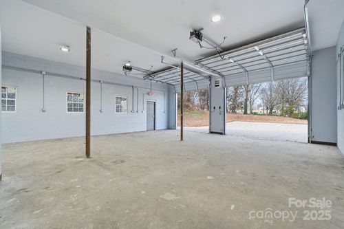 398 Old Charlotte Rd Sw, Concord, NC, 28027-6382 | Card Image