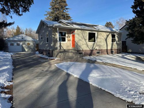 116 W Park Ave, Riverton, WY, 82501-3468 | Card Image