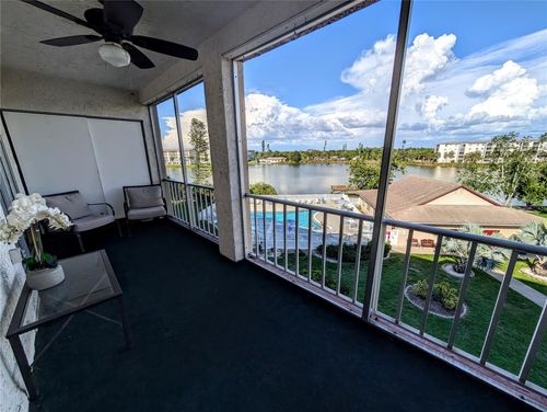 f414-3963 Lake Bayshore Dr, BRADENTON, FL, 34205-5040 | Card Image