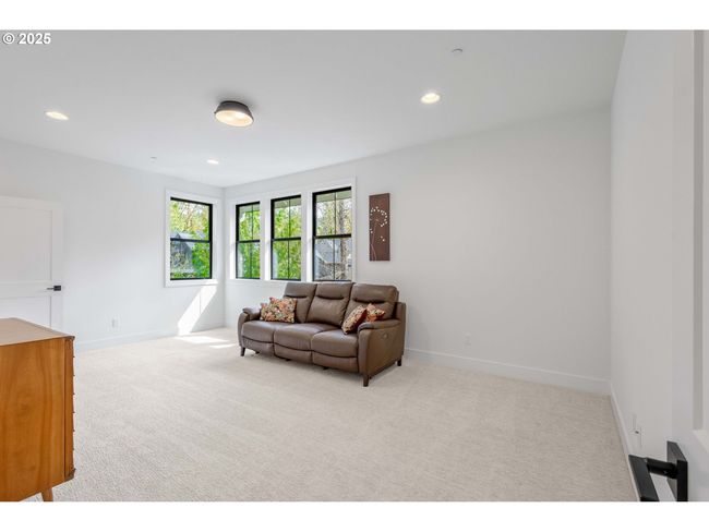 Bonus Room-Upper | Image 22