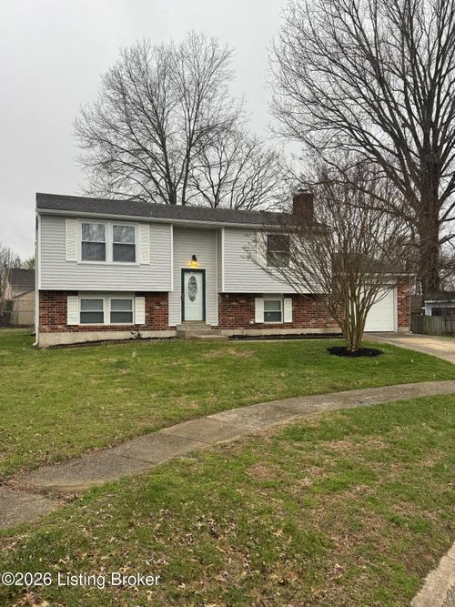 4602 Primula Way, Louisville, KY, 40272-4200 | Card Image
