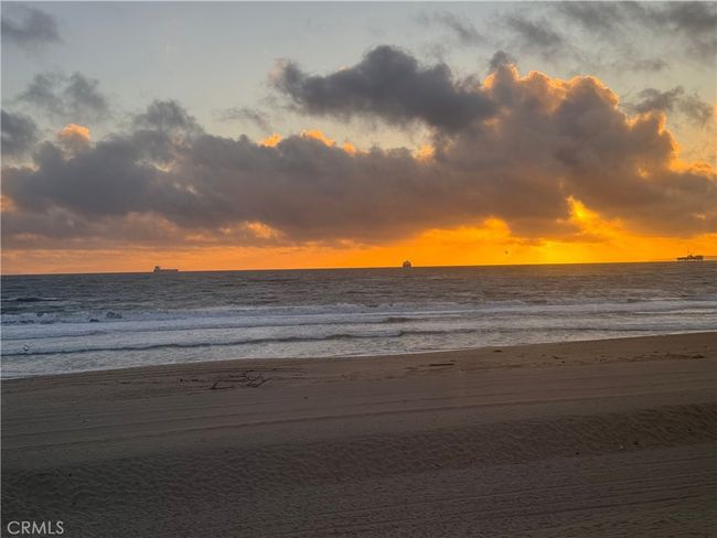 The peaceful sound of the waves combined with a breathtaking sunset makes for the ultimate coastal experience. | Image 61
