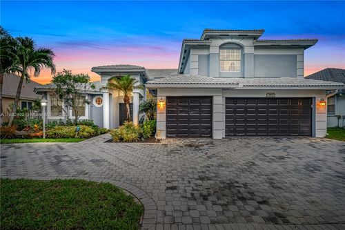 13850 Nw 23rd St, Pembroke Pines, FL, 33028-2622 | Card Image