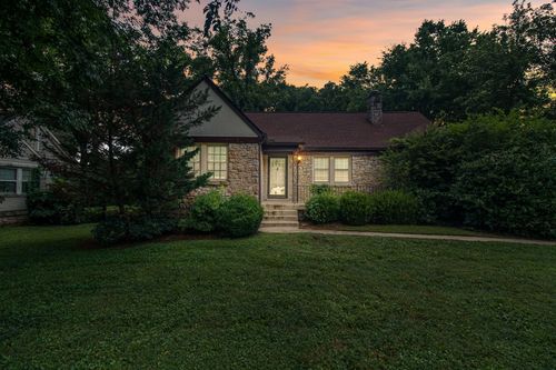 1005 Estes Rd, Nashville, TN, 37215-1010 | Card Image