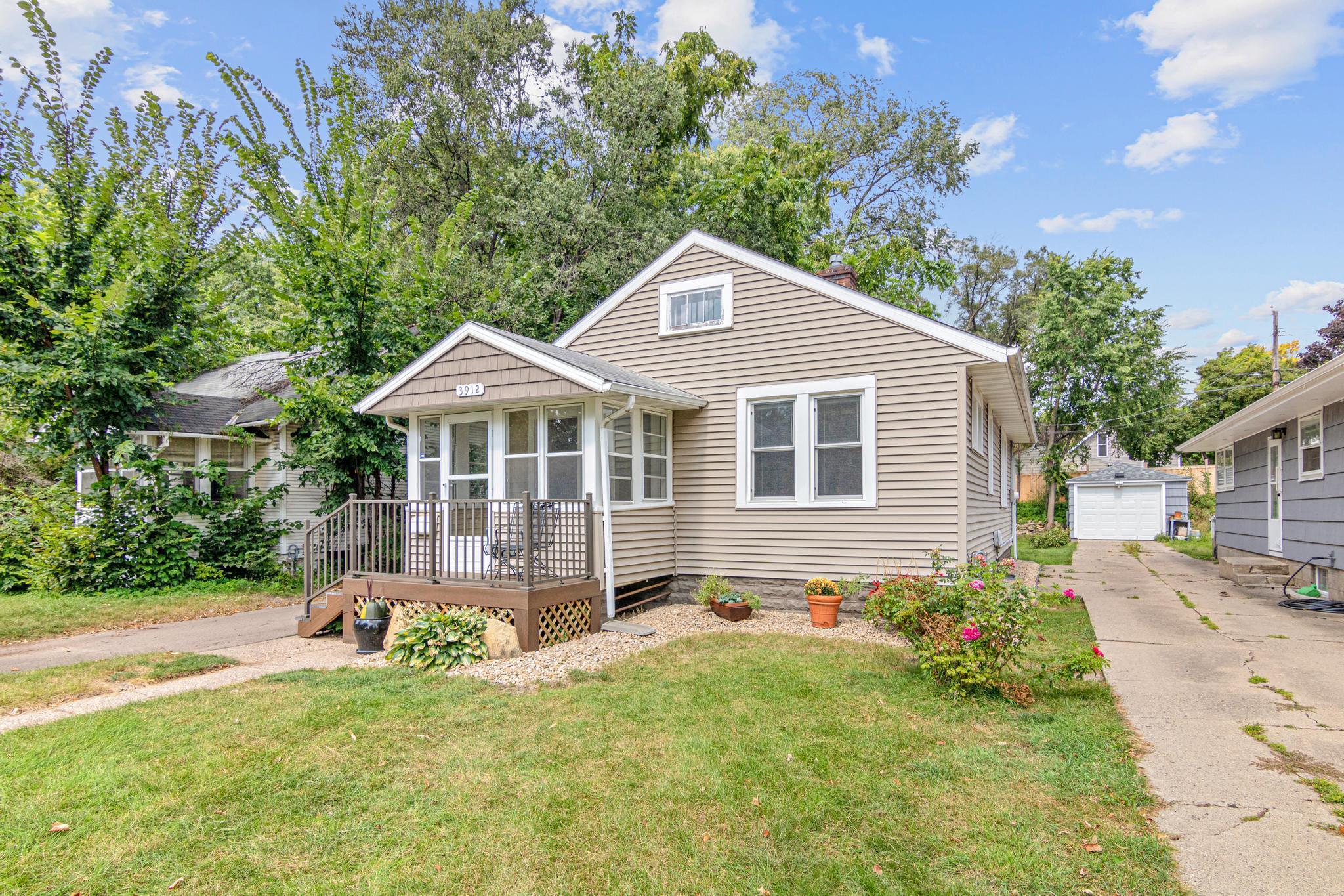 55th St, Minneapolis, MN 55417