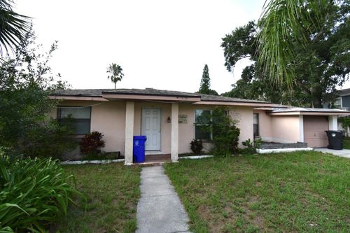 204 Shore Dr W, OLDSMAR, FL, 34677-3540 | Card Image
