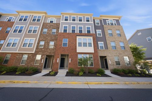 24728 Malibu Ter, STERLING, VA, 20166-2748 | Card Image