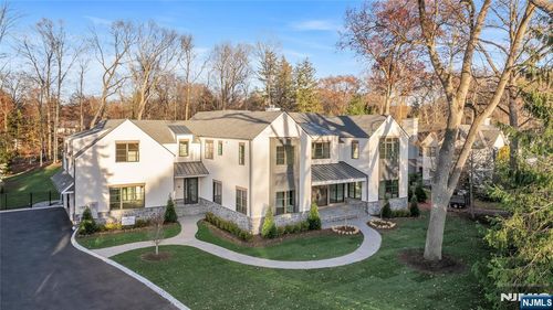 44 Orchard Rd, Demarest, NJ, 07627-1619 | Card Image