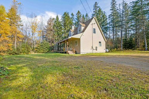 17 Marquis Dr, Colebrook, NH, 03576 | Card Image