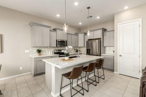 1535 E Dublin St, Gilbert, AZ, 85295-5897 | Card Image