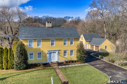 5695 Main St, Stratford, CT, 06614-1617 | Card Image