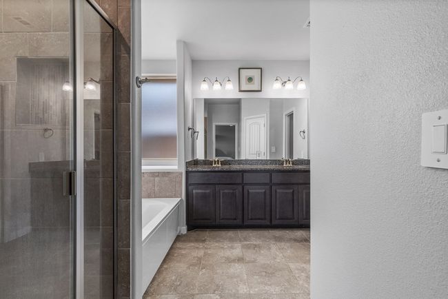 7104 Mcpherson Ln, House other with 4 bedrooms, 2 bathrooms and 1 parking in Midland TX | Image 13