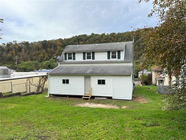 335 Main St, House other with 3 bedrooms, 1 bathrooms and null parking in Grantsville WV | Image 6