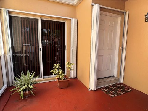 apt-28-10315 Sw 154th Circle Ct, Miami, FL, 33196-2671 | Card Image
