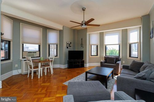 apt-5d-250 S 13th St, PHILADELPHIA, PA, 19107-5616 | Card Image