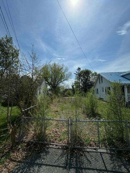 671 Rock St E, HARRISONBURG, VA, 22802 | Card Image