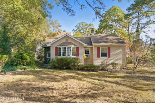 519 6th Ave, Brick, NJ, 08724-1543 | Card Image