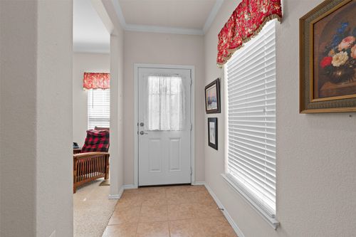 225 Winter Dr, Georgetown, TX, 78633-5106 | Card Image
